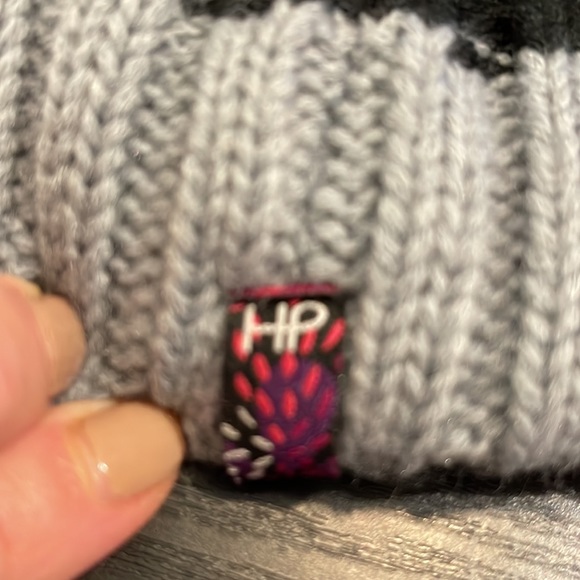 Ladies navy and pale blue toque - Picture 3 of 5